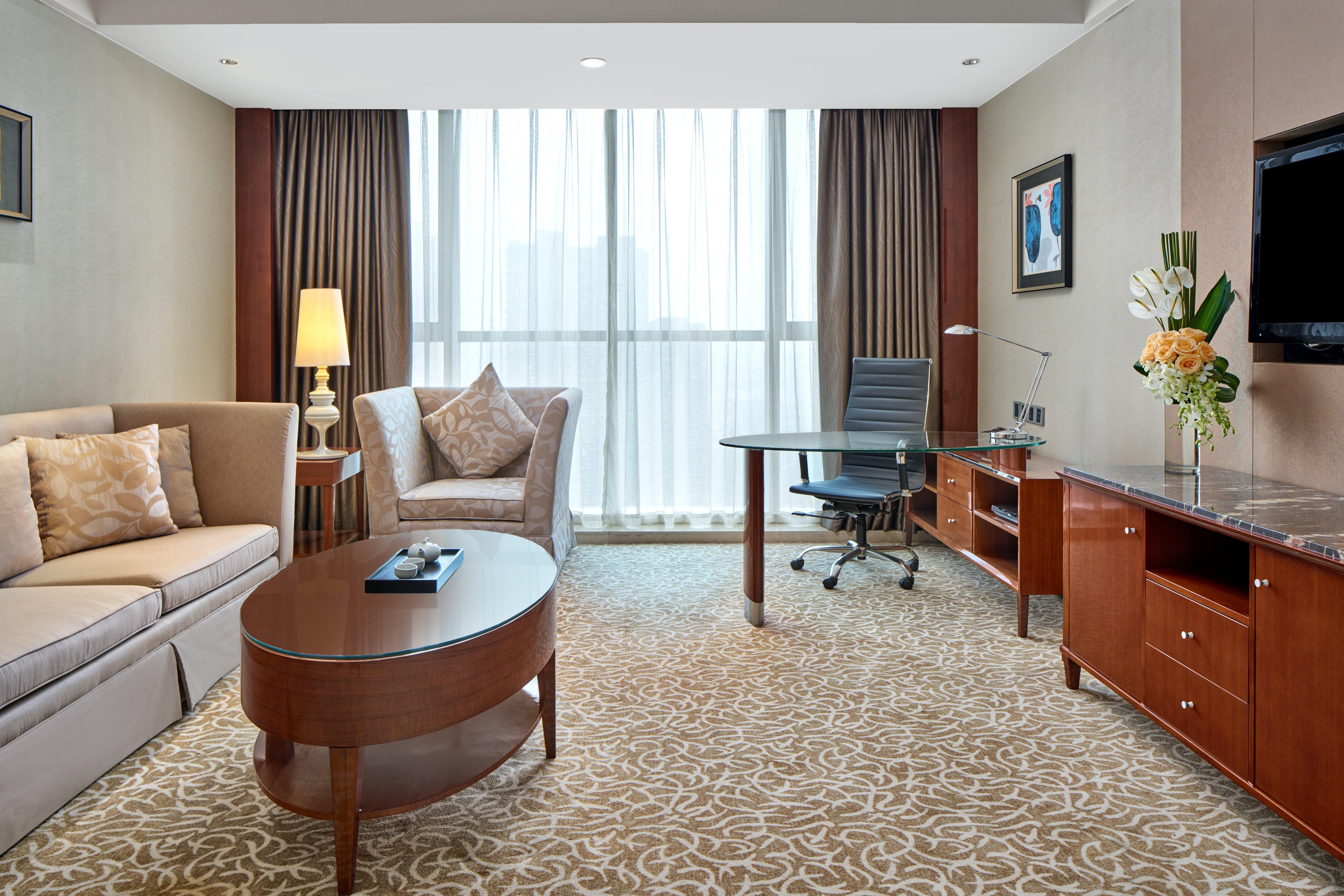 Crowne Plaza Zhenjiang By Ihg Hotell Exteriör bild