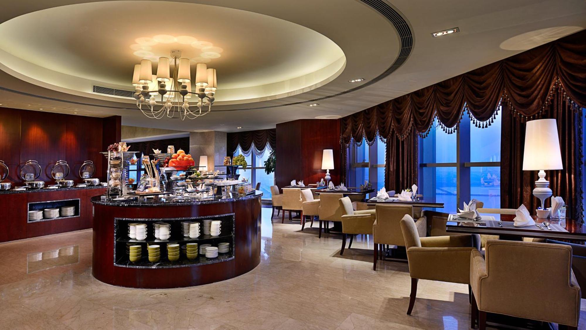 Crowne Plaza Zhenjiang By Ihg Hotell Exteriör bild