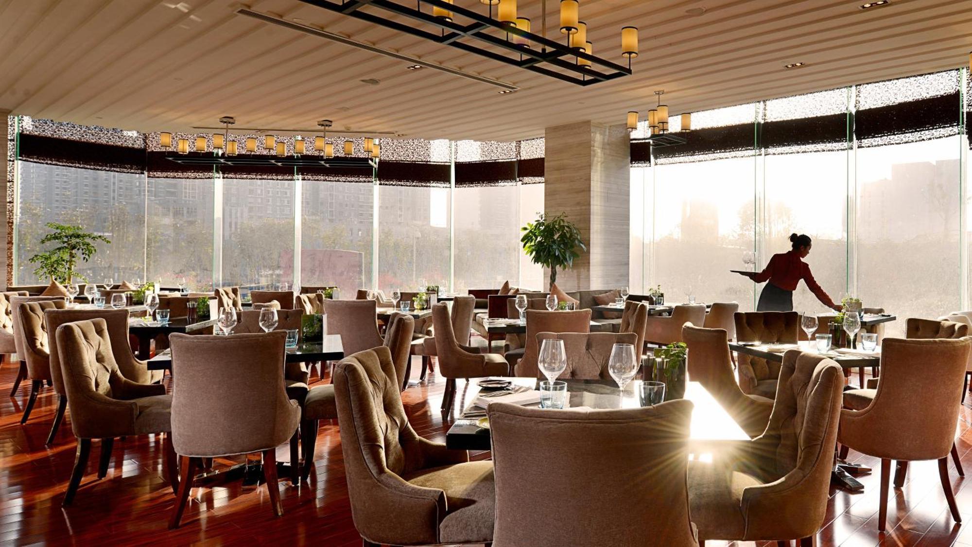 Crowne Plaza Zhenjiang By Ihg Hotell Exteriör bild