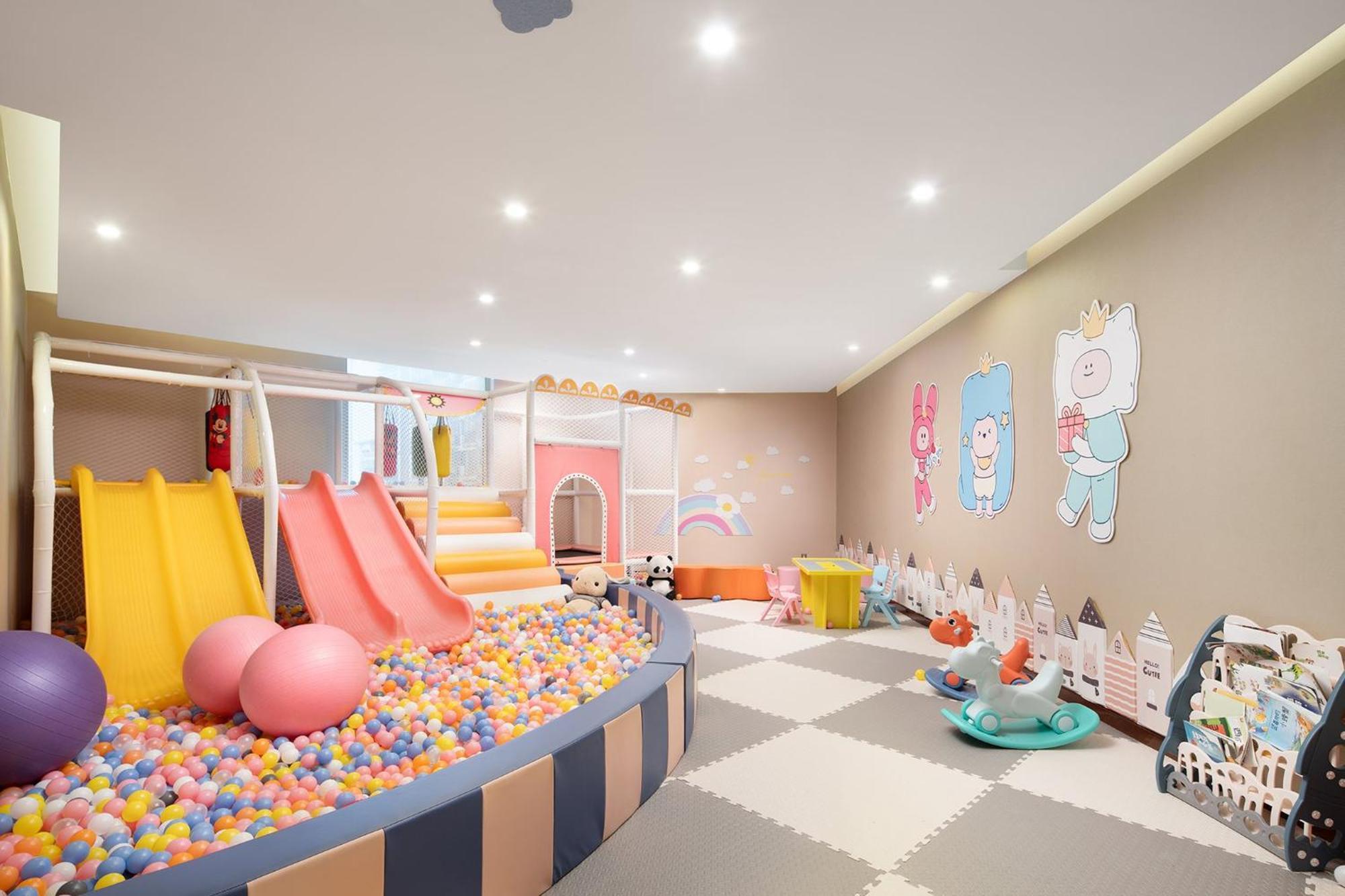 Crowne Plaza Zhenjiang By Ihg Hotell Exteriör bild